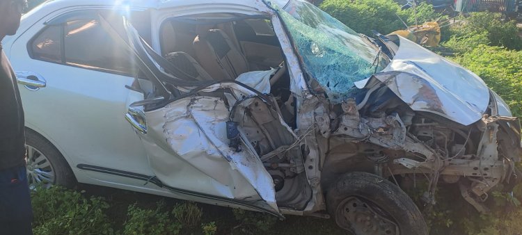 पलामू : कार पेड़ से टकराने से उंटारी रोड थानाक्षेत्र के  इंजीनियर की मौत